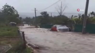 Kirim Yarimadasi'ni Yine Sel Vurdu Açiklamasi 1 Ölü