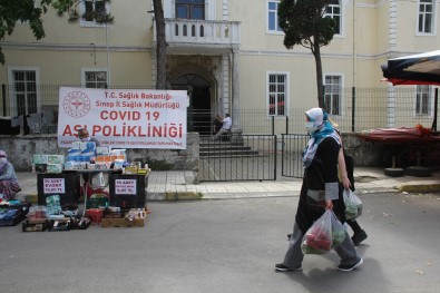Sinop'ta Pazara Gelenler Için Randevusuz Asi Merkezi Kuruldu