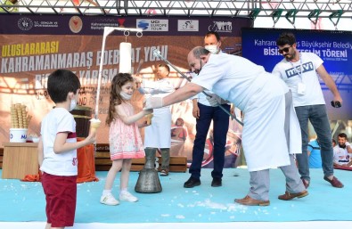 Uluslararasi Organizasyonda Dondurma Sovlu Final