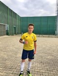FORMA - 18 Yasindaki Genç Futbolcu Denizde Bogularak Can Verdi