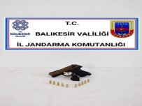  EDREMİT - Balikesir'de Jandarma Aranan 17 Süpheliyi Yakaladi