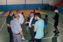 YÜZME HAVUZU - Baskan Özdemir Açiklamasi 'Ilçemize Yüzme Havuzu, Kapali Spor Salonu, 4 Adet Sentetik Çim Saha Kazandirdik'