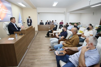 Baskan Soykan, Müteahhitlerle Toplantida Bir Araya Geldi