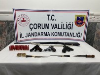 JANDARMA - Çorum'da Ruhsatsiz Silah Operasyonu