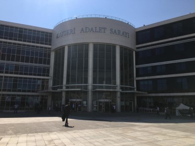 FETÖ/PDY Üyesi Olmakla Yargilanan Saniga 6 Yil 3 Ay Hapis