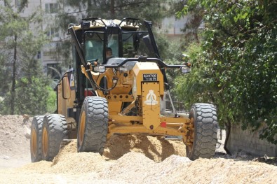 Karaköprü'de Trafigi Rahatlatacak Yol Hamlesi