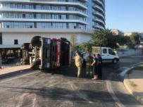 Avcilar'da Itfaiye Araci Devrildi Açiklamasi 2 Yarali