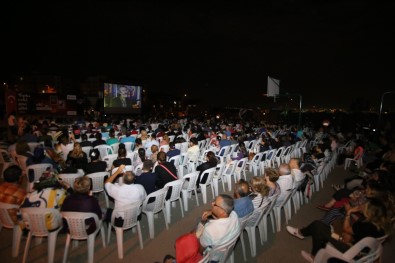 Çankaya'da Geleneksellesen Açik Hava Sinema Senligi Basliyor