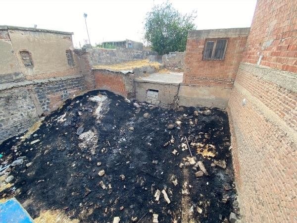 Evlat nöbetindeki babanın evini yakma girişimi! Talimatı HDP mi verdi?