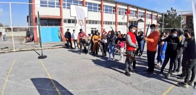 Ahlat'ta 'Maviden Yesile 1071'Den 2023'E Geleneksel Okçuluk Ve Su Sporlari Projesi' Hayata Geçirildi