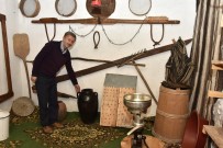 Atmaya Kiyamadigi Eski Esyalarla Köy Evini Müzeye Çevirdi