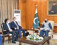 Bakan Akar, Pakistan Cumhurbaskani Alvi Ile Görüstü
