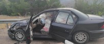 Dogansehir'de 2 Otomobil Çarpisti Açiklamasi 1 Yarali