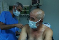 Omzundaki Tüfek Düsünce Kazara Kendini Vurdu