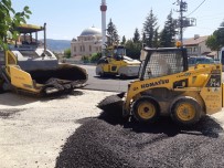 Parmakören Mahallesi'nde Asfalt Çalismasi