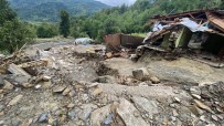 Sel Sularina Kapilan 85 Yasindaki Kadin Her Yerde Araniyor