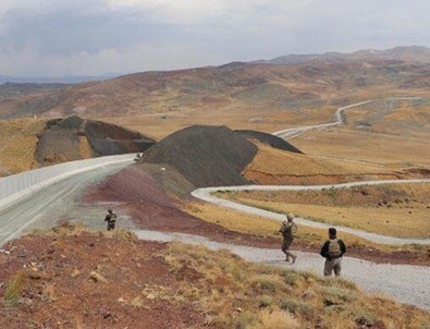 Başkan Erdoğan'ın dikkat çektiği sınır hattında hareketlilik!