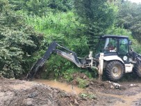 Baskan Tören Açiklamasi 'Yapilan Yatirimlar Ile Saganak Yagislar Afete Dönüsmedi'