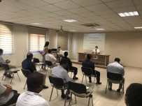 Burhaniye'de Muhtarlar Için Egitim Semineri Düzenlendi