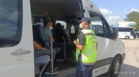 Bursa'da Jandarma Ekiplerinden Sehirler Arasi Otobüslere Siki Denetim