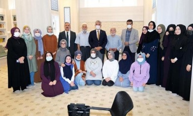 Diyanet Gençlik Merkezi'nde 'Gençlik Bulusmasi'
