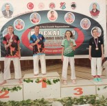 Salihli Belediyesporlu Karatecilerden 5 Madalya Haberi