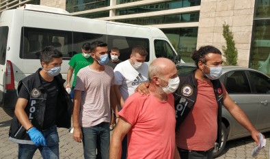 Baba Ve 2 Oglu Uyusturucu Ticaretinden Tutuklandi