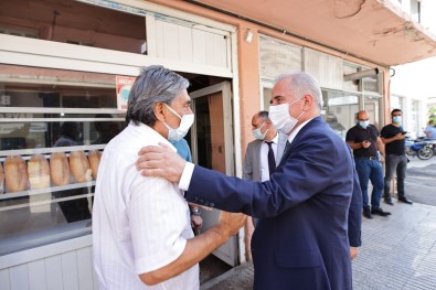 Baskan Zolan Sarayköy'de Hemsehrileriyle Kucaklasti