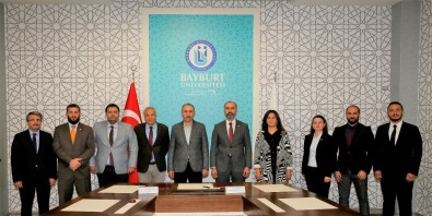 Bayburt Üniversitesi Ile Firat Üniversitesi Arasinda Is Birligi Protokolü Imzalandi