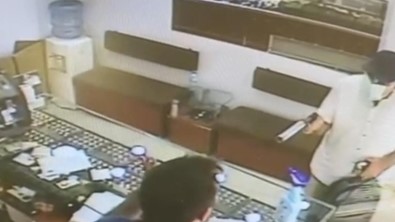 Elazig'da Kuyumcuda Silahli Soygun Girisiminde Bulunan Sahis Tutuklandi