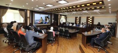 Gelecegin Senaristleri Agri'da Yetisiyor Projesi Tanitim Toplantisi Düzenlendi