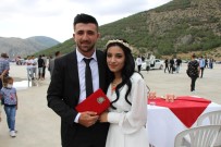 Modifiye Araç Fuarinda Evlendiler