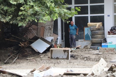 Sel Magduru Vatandaslar Açiklamasi 'Tomruklar Fisek Gibi, S-400 Füzesi Gibi Geldi'