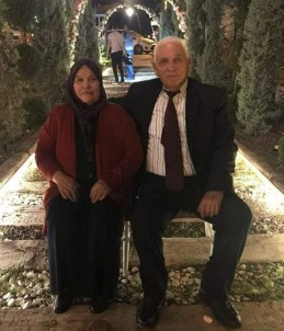 Yasli Çift 10 Saat Ara Ile Korona Virüsten Hayatini Kaybetti