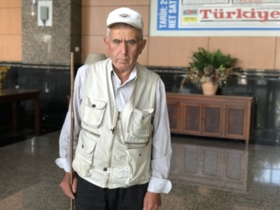 Yillarin Birikimini Imar Bankasi'na Kaptiran Görme Engelli Magdurun 'Hak Arama' Mücadelesi