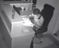 Batman'da Kafeye Giren Hirsiz Güvenlik Kamerasina Takildi