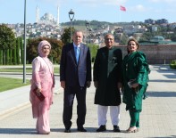 Cumhurbaskani Erdogan, Pakistan Cumhurbaskani Alvi Ile Görüstü
