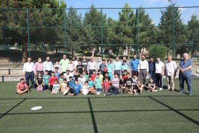 Derinceli Çocuklar Bir Spor Alanina Daha Kavustu