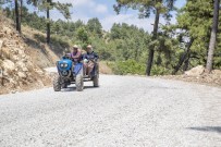 Erdemli'de Sahna-Üzümlü Arasindaki 2 Bin 600 Metrelik Yol Yenilendi