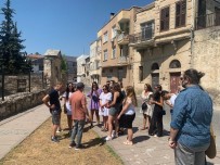 Mezitli Belediyesinin Misafir Ögrencileri Tarsus'u Gezdi