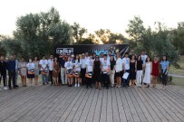 Radikal Egitim Kurumlarindan YKS'de Dereceye Giren Ögrencilerine Ödül