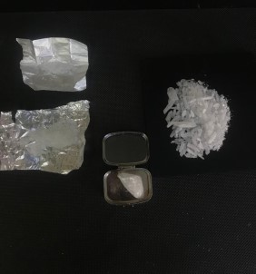 Uyusturucu Saticilari Uygulamaya Takildi