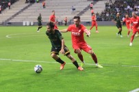 TFF 1. Lig Açiklamasi Kocaelispor Açiklamasi 0 - Ümraniyespor Açiklamasi 1 (Ilk Yari)