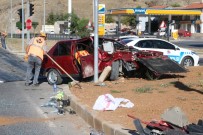 Yozgat'ta Tir Ile Otomobil Çarpisti Açiklamasi 3 Yarali