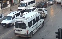 Dikkatsiz Sürücünün Neden Oldugu Kaza Kameraya Yansidi