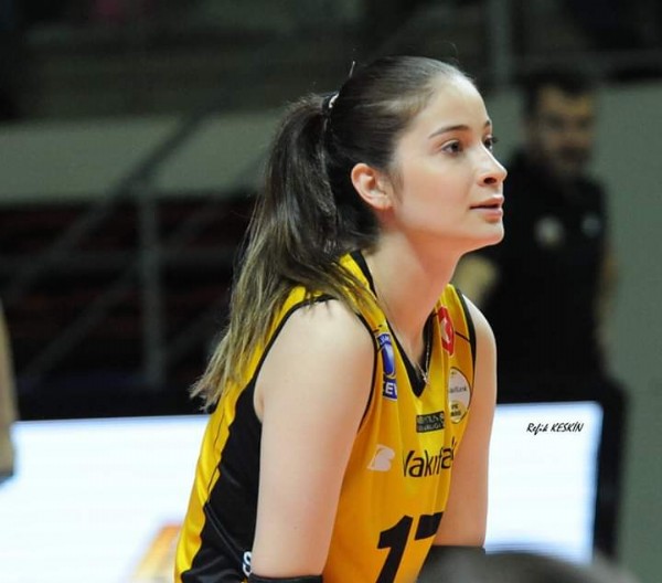 Tuğba Şenoğlu Kimdir? Tuğba Şenoğlu Kimdir? Tuğba Şenoğlu Kaç Yaşında? Nereli?