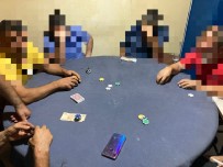 Kiraathaneyi Kumarhaneye Çevirmisler