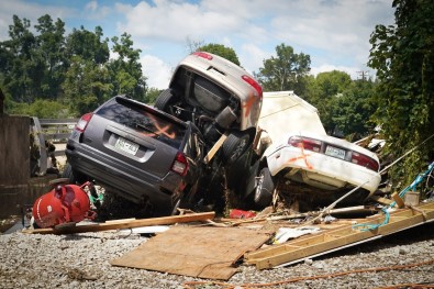 ABD'deki Sel Felaketinde Can Kaybi 21'E Yükseldi, 20 Kisi Kayip