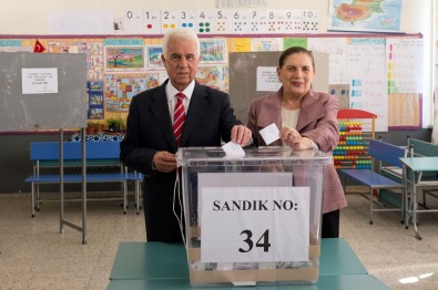 KKTC'nin Eski Cumhurbaskani Eroglu Yogun Bakima Alindi