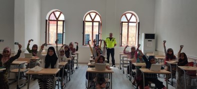 Mersin'de Çocuklara Trafik Egitimi Verildi